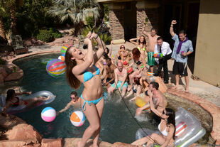 Dani Daniels invites all of her finest  over to her place