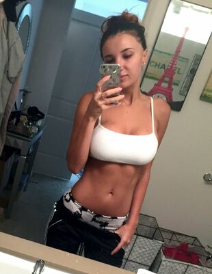 Dark-haired cutie post selfies of her fat  every day,..