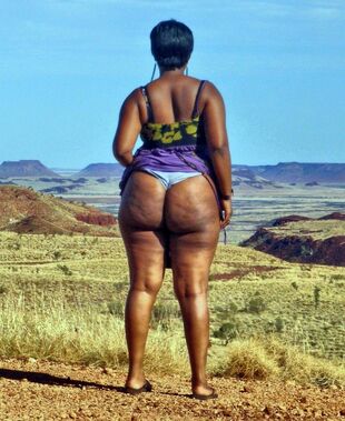 Yam-sized african ladies - collection of naked dark-hued Bbw